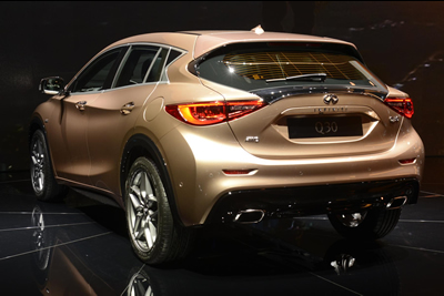 Infiniti Q30